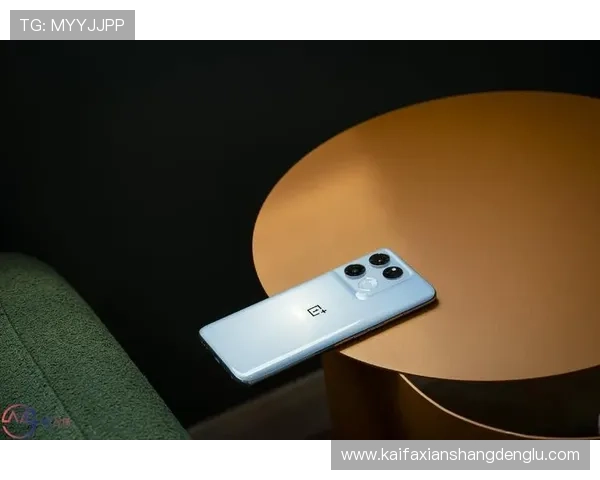 在K8手机官方网站上了解不同版本与配置的详细区别与选择建议